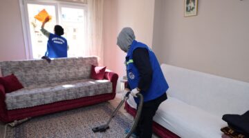 AKDENİZ BELEDİYESİ İLE YÜZLER GÜLÜYOR