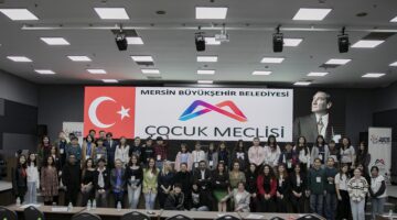 MERSİN ÇOCUK MECLİSİ GELECEĞİN KENTİNİ ŞEKİLLENDİRİYOR