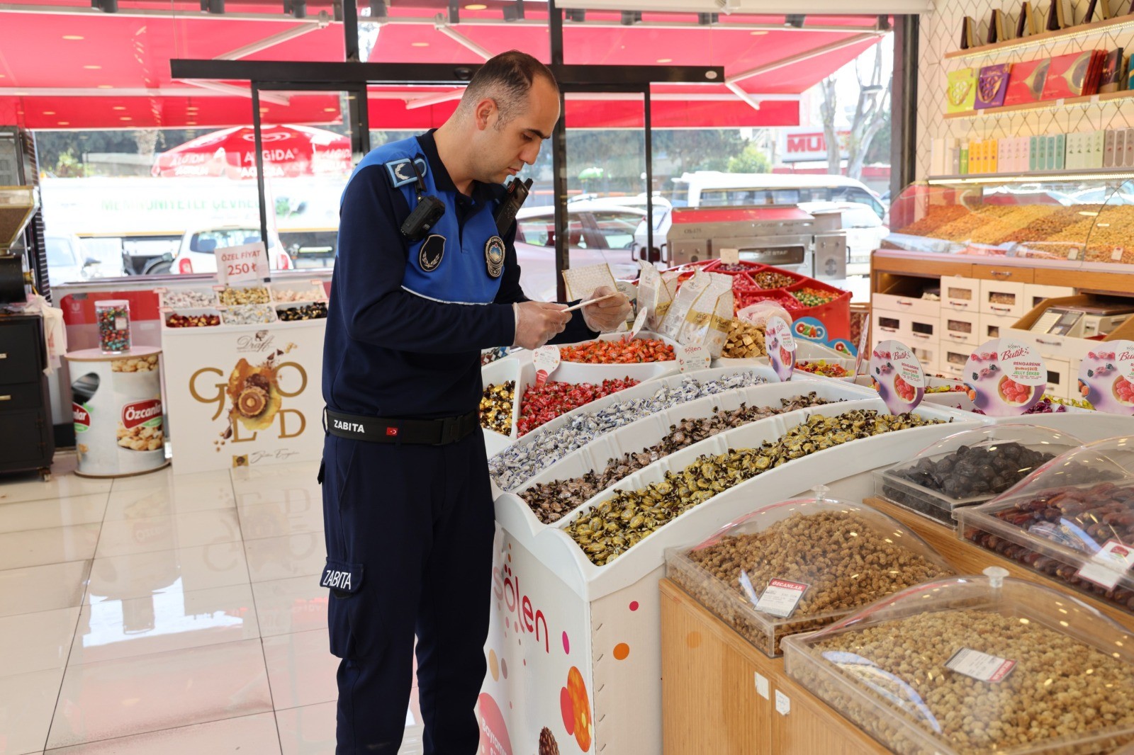 TOROSLAR’DA BAYRAM ÖNCESİ YOĞUN DENETİM
