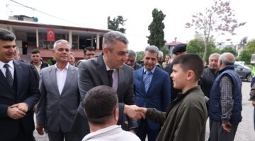 Valimiz Sayın Atilla Toros, Akdeniz ilçesi Camili Mahallesi’nde hemşehrilerimizle bir araya geldi.