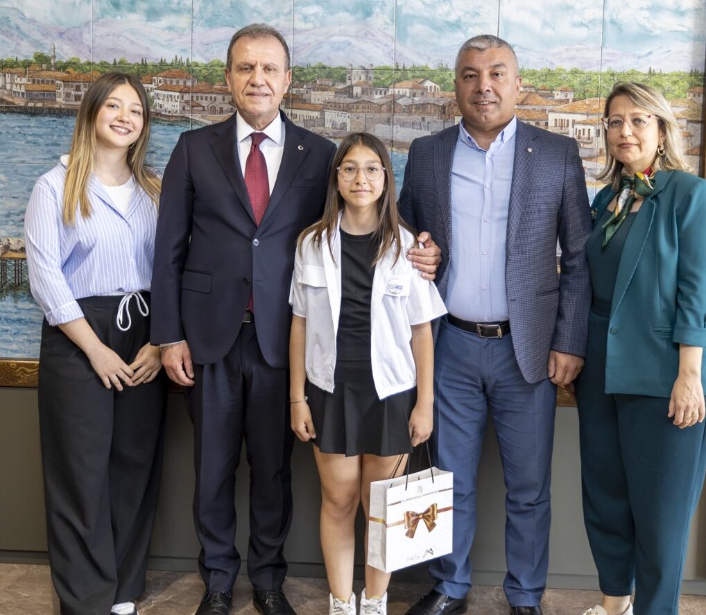 BAŞKAN SEÇER, ÇOCUK BAYRAMI’NDA ÇOCUK MECLİSİ ÜYELERİNİ AĞIRLADI