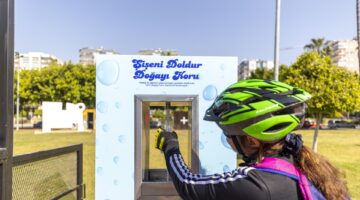 MERSİN SAHİLLERİ PLASTİKSİZ GELECEĞE HAZIRLANIYOR