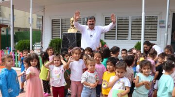 Toroslar Belediyesi, ilçede gündüz bakımevlerinin sayısını artırarak okul öncesi eğitime ve çalışan annelere katkı sağlamaya devam ediyor.