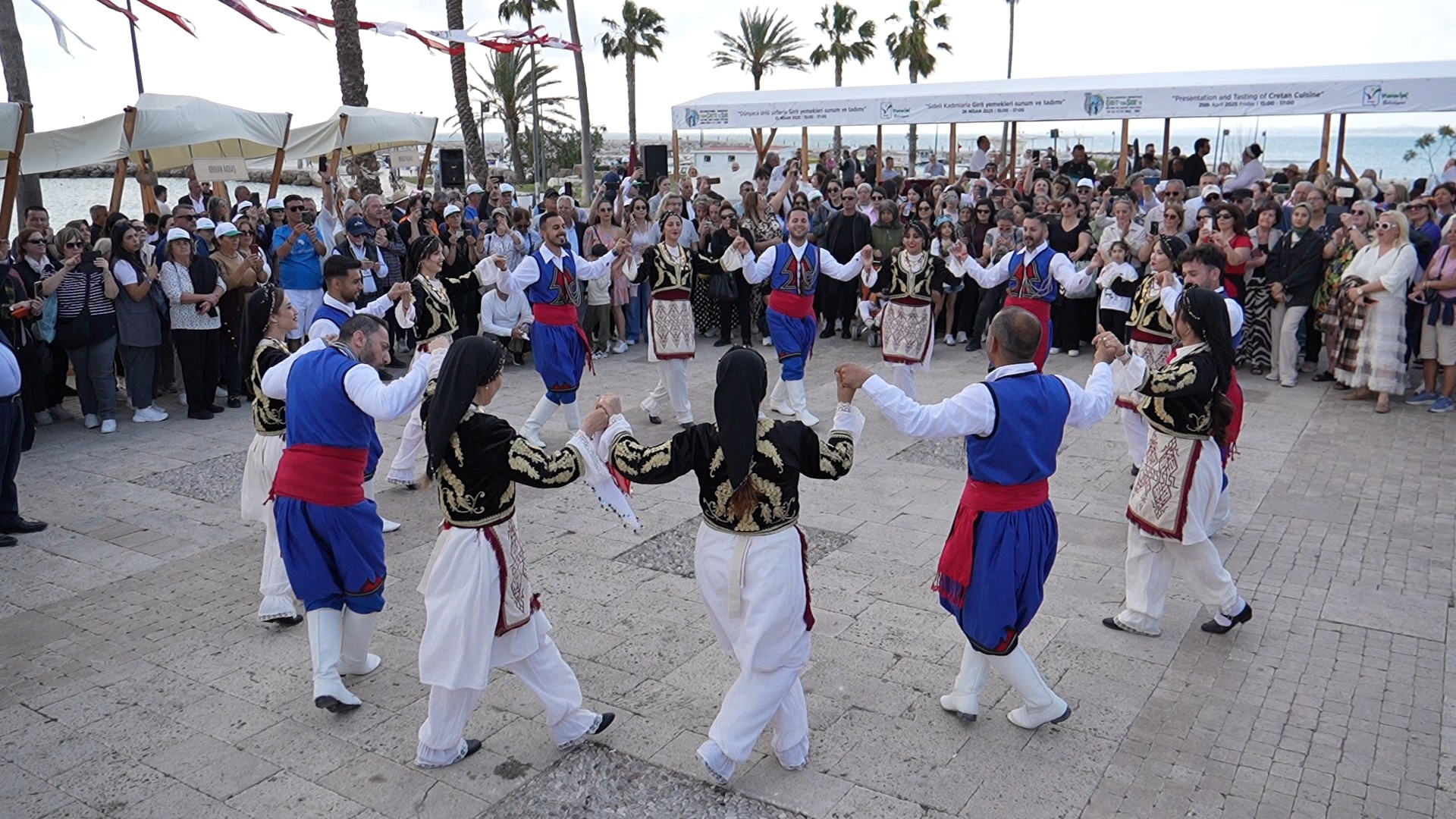 MERSİN BÜYÜKŞEHİR ‘MANAVGAT GİRİT’TEN SİDE’YE KÜLTÜR VE LEZZET FESTİVALİ’NE KATILDI