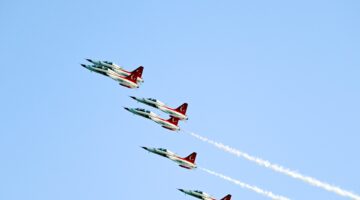 TÜRK YILDIZLARI, YENİDEN MERSİN SEMALARINDA! NEFES KESEN GÖSTERİ 20 NİSAN’DA