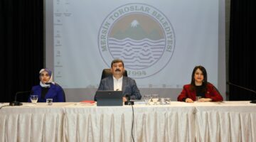 AKDENİZ MEYVE SİNEĞİNE KARŞI ÇİFTÇİYE 120 BİN ADET TUZAK DAĞITILACAK