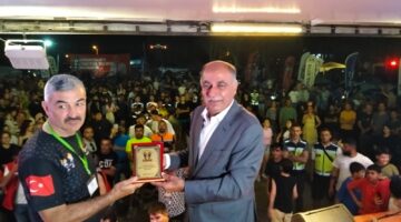 Adana’nın denize açılan kapısı Yumurtalık’ta düzenlenen Motosiklet Festivali’nin ilk gününde tarihi anlar yaşandı