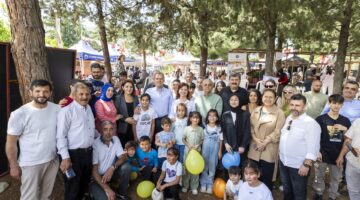 BAŞKAN SEÇER VE MERAL SEÇER, ÇÖLYAK HASTASI YURTTAŞLARLA BİR ARAYA GELDİ