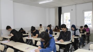 YKS ÖNCESİ BÜYÜKŞEHİR’DEN ÖĞRENCİLERE TAM DESTEK