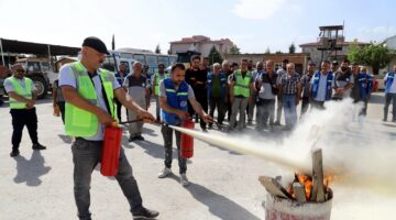 AKDENİZ BELEDİYESİ PERSONELİNDEN YANGIN TATBİKATI