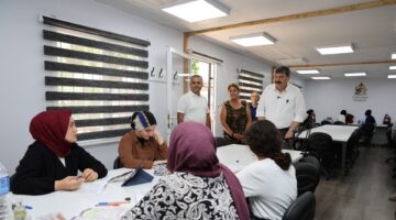 BAŞKAN YILDIZ’DAN YKS ÖNCESİ ÖĞRENCİLERE MORAL ZİYARETİ VE BAŞARI MESAJI