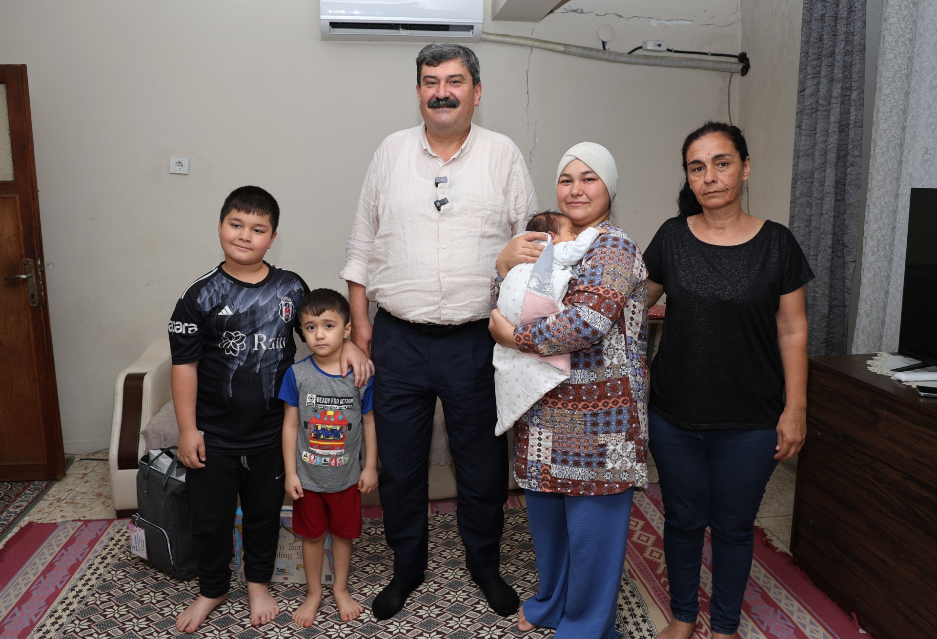 TOROSLAR BELEDİYESİNİN “YENİ DOĞAN DESTEK ÇANTASI” AİLELERİN YÜZÜNÜ GÜLDÜRÜYOR