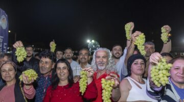 MEZİTLİ’DE 6. ÖRTÜALTI ÜZÜM FESTİVALİ COŞKUYLA KUTLANDI