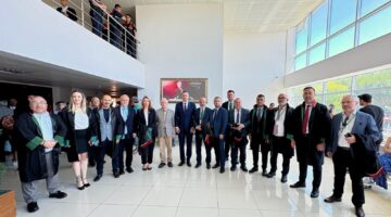 MERSİN BAROSU BAŞKANI ÖZDEMİR, İMAMOĞLU DURUŞMASINA KATILDI
