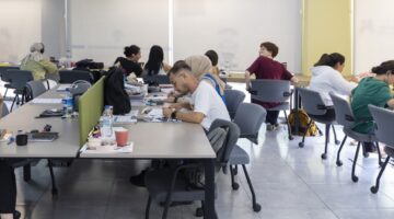 BÜYÜKŞEHİR BELEDİYESİ OKUMA SALONLARI YAZ TATİLİNDE DE HİZMETTE