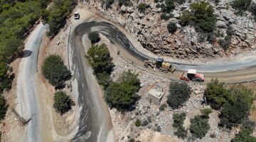 MERSİN BÜYÜKŞEHİR TATİLCİLERİN GÖZDESİ TİSAN’A ULAŞIMI KOLAYLAŞTIRDI