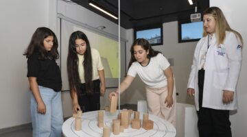 BÜYÜKŞEHİR ‘ARATOS MATEMATİK EVİ’ ÖĞRENCİLERE MATEMATİĞİ SEVDİRİYOR