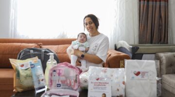 BÜYÜKŞEHİR’İN BEBEK SAHİBİ AİLELERE DESTEKLERİ SÜRÜYOR