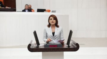 Gülcan Kış: “DMD’li Çocukların Yaşam Hakkı Bağışlara Değil, Devletin Sosyal Politikalarına Emanet Edilmelidir”