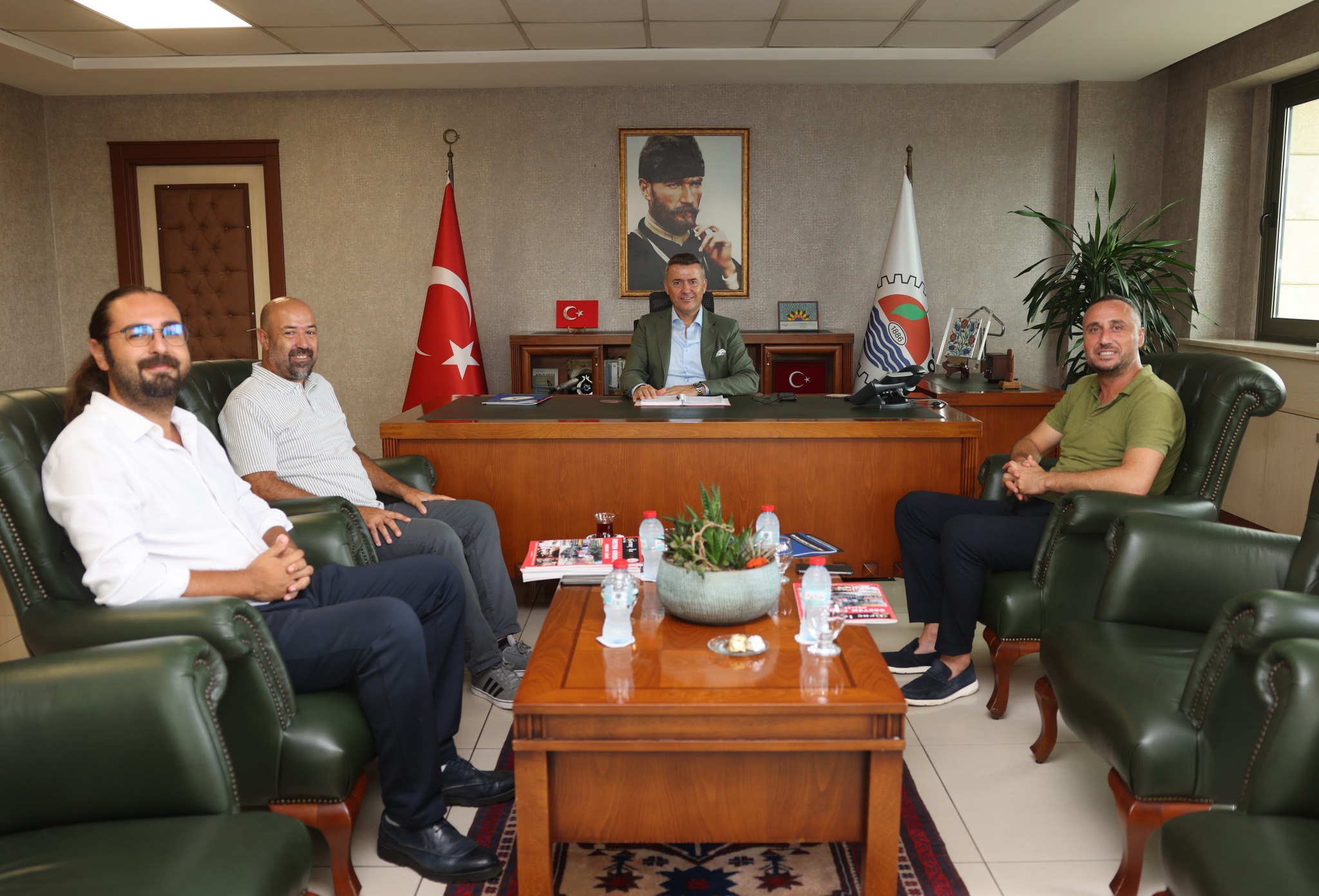 Atatürk MTAL, okulda ürettikleri ‘Yörü-K Otonom Kara Aracı’nı tanıttı