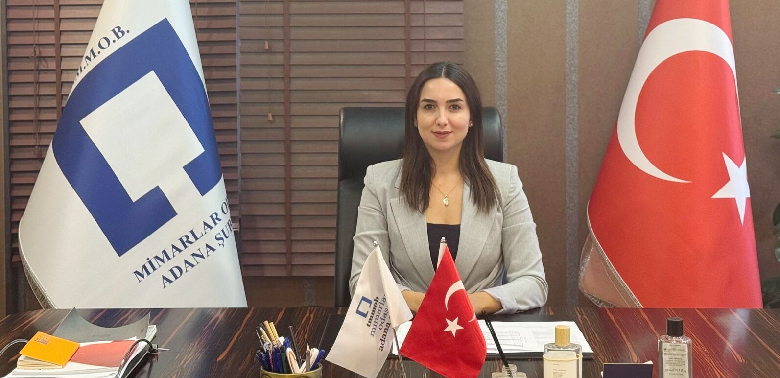 Belediyelerdeki ruhsat süreçleri kabul edilemez şekilde uzuyor”