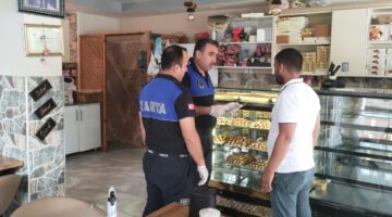 Yumurtalık Belediyesi ekipleri sahada özveriyle görev yapıyor