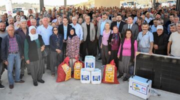 BÜYÜKŞEHİR’DEN ÜRETİMİN KALBİNİ ATTIRAN ÇİFTÇİLERE TARIMSAL DESTEK