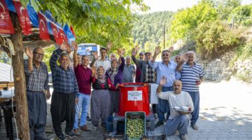 MERSİN BÜYÜKŞEHİR’DEN ÜRETİCİLERE ‘CEVİZ SOYMA MAKİNESİ’ DESTEĞİ