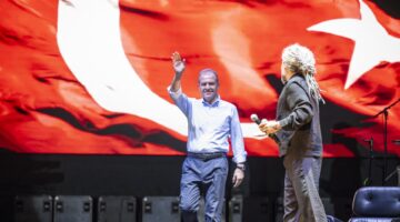 MERSİN’DE, ‘GENÇLİK FESTİVALİ’ COŞKUSU TÜM KENTİ SARDI