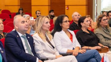 Yenişehir Belediyesinden “Kadın Sağlığı ve Otizme Çok Yönlü Bir Bakış” semineri.