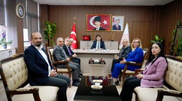 MESİAD BAŞKANI ADNAN GÜNDOĞDU, İL MİLLÎ EĞİTİM MÜDÜRÜ MUHAMMED ÖZDEMİRCİ’YE HAYIRLI OLSUN ZİYARETİNDE BULUNDU