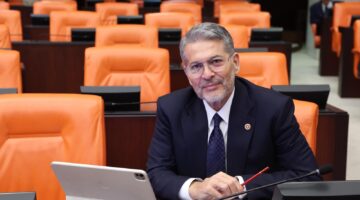 MİLLETVEKİLİ UYSAL, TARSUS’A TEKNOPARK, ERDEMLİ’YE BRANŞ BAZLI ORGANİZE SANAYİ BÖLGESİ, MUT OSB ALTYAPI İHALESİNİN TAMAMLANMASINI İSTEDİ