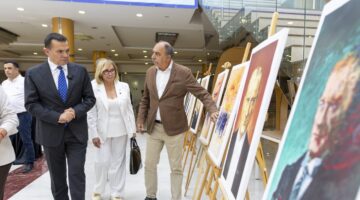 Yenişehir Belediyesinden “Etem Çalışkan ile Atatürk Yolculuğu” Sergisi.