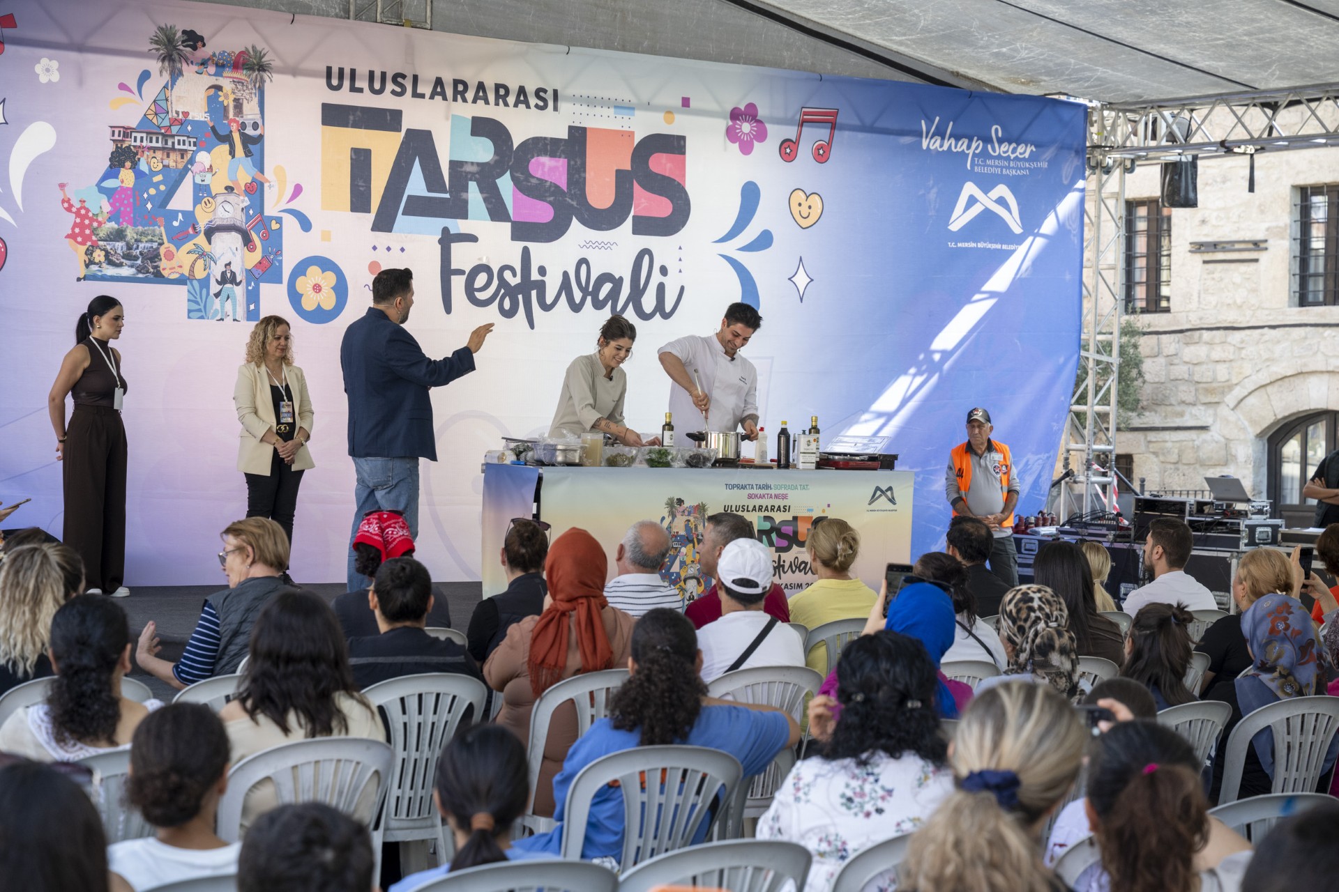 SAĞLIKLI YAŞAMIN SIRRI 4. ULUSLARARASI TARSUS FESTİVALİ’NDE ANLATILDI