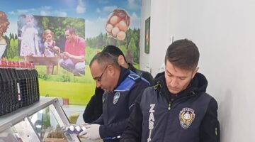 Yumurtalık Belediyesi, titizlikle gıda güvenliği ve hijyen çalışması yapıyor.