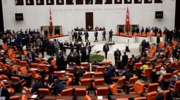 TBMM Genel Kurulunda İYİ Parti Grubumuz adına Madencilik ruhsatlarının ihalesiz devrinin, hukuki dayanaklarının,,Bu yatırımdan derhâl vazgeçin dedi.