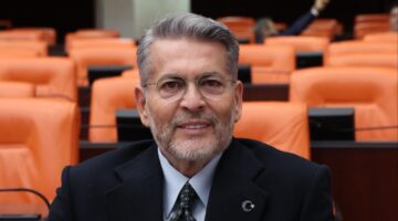 MHP MERSİN MİLLETVEKİLİ DR. LEVENT UYSAL, RAMAZAN BAYRAMI’NI KUTLADI